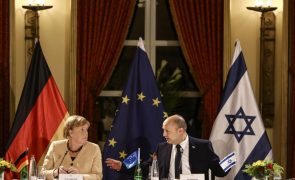 Merkel assume apoio a Israel apesar de divergências na questão palestiniana