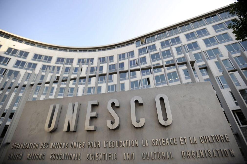 UNESCO cumpre um minuto de silêncio por Jorge Sampaio em Paris