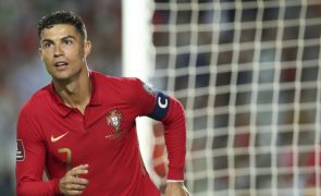 Ronaldo ultrapassa 800 golos como profissional com hat-trick ao Luxemburgo