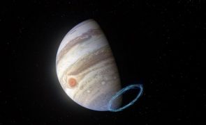 Hubble deteta vapor de água em lua gelada de Júpiter