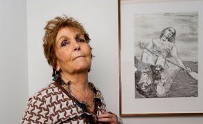 Retrato raro de Paula Rego arrematado por 266 mil euros em Londres 