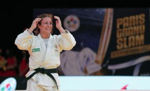 Judoca Bárbara Timo conquista ouro nos -63kg no Grand Slam de Paris