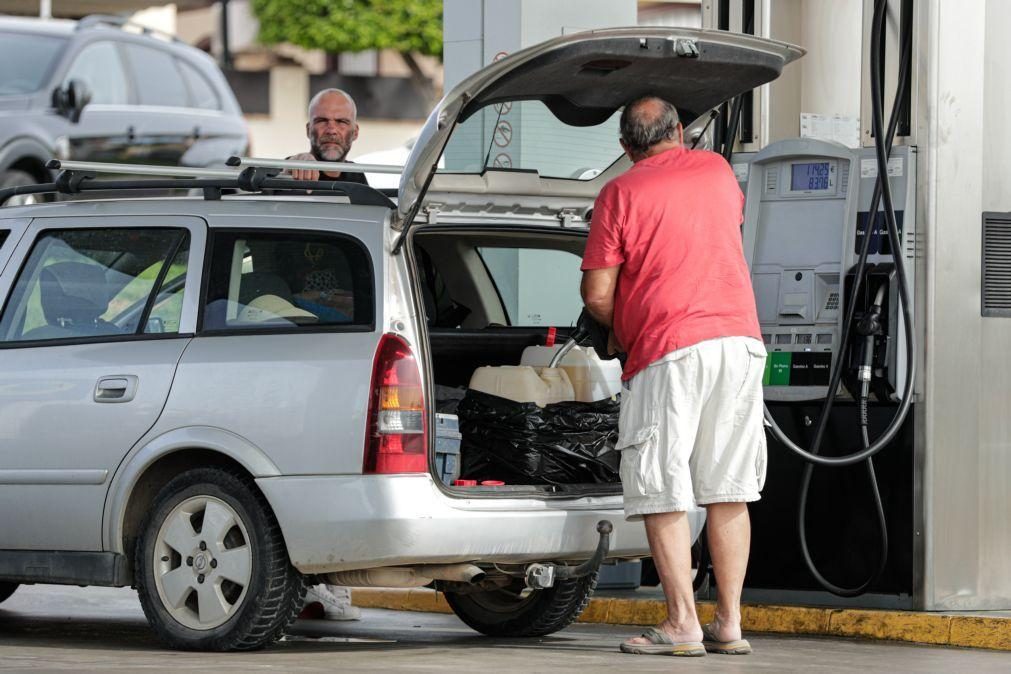 Portugueses abastecem carros em Espanha com combustível 36 cêntimos mais barato