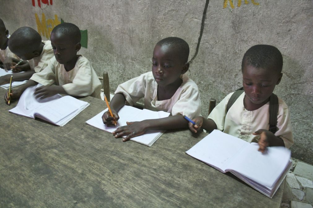 Perto de 73 mil alunos abandonaram as aulas em província do norte de Moçambique