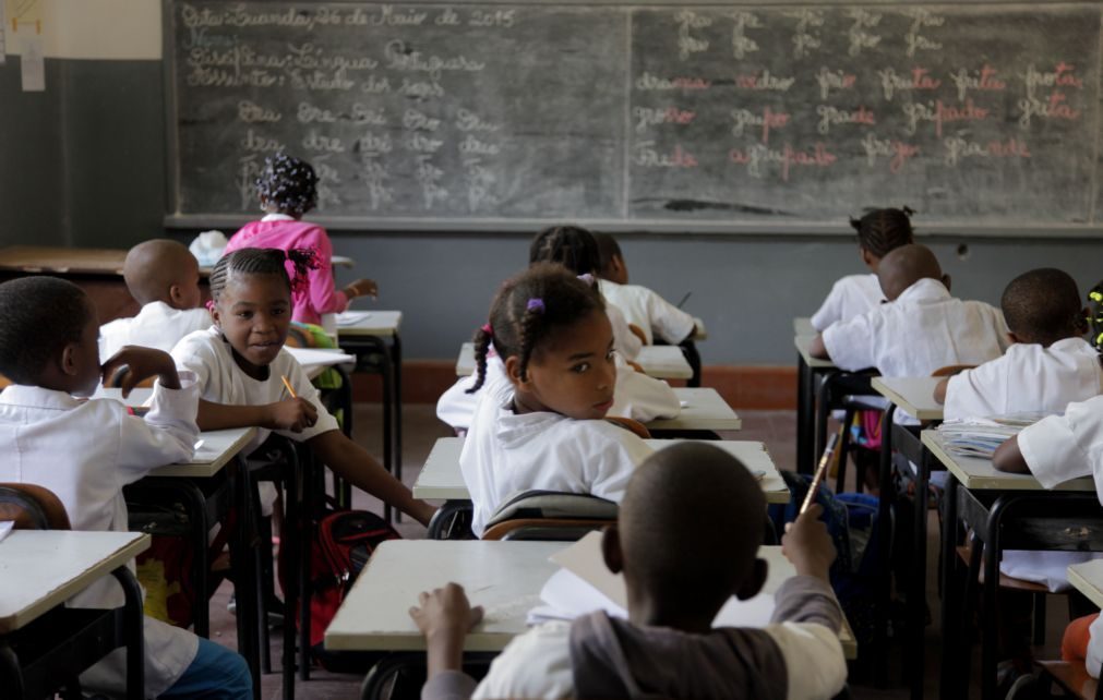 Desabamento da parede de uma escola deixa 11 crianças angolanas feridas na Huíla