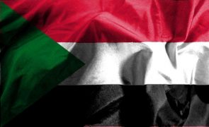 Sudão: Lider militar dissolve Conselho Soberano e anuncia estado de emergência no país