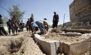 Coligação militar anuncia morte de mais 105 rebeldes huthis no Iémen
