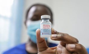 Covid-19: Moderna disponibiliza até 110 milhões de doses de vacinas a África