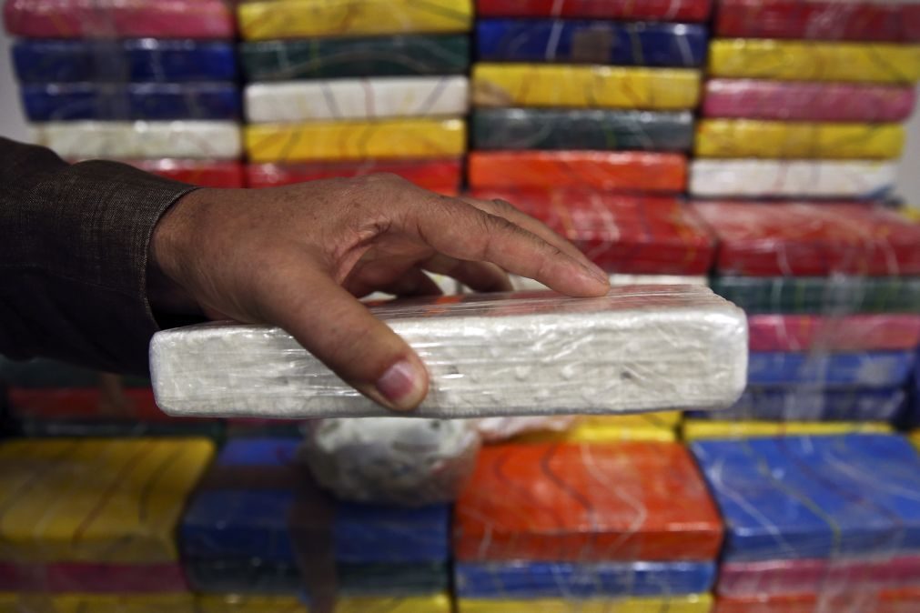 Operação contra rede de tráfico de cocaína faz mais de 60 detenções