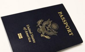 EUA emitem primeiro passaporte com indicação de género 'X'