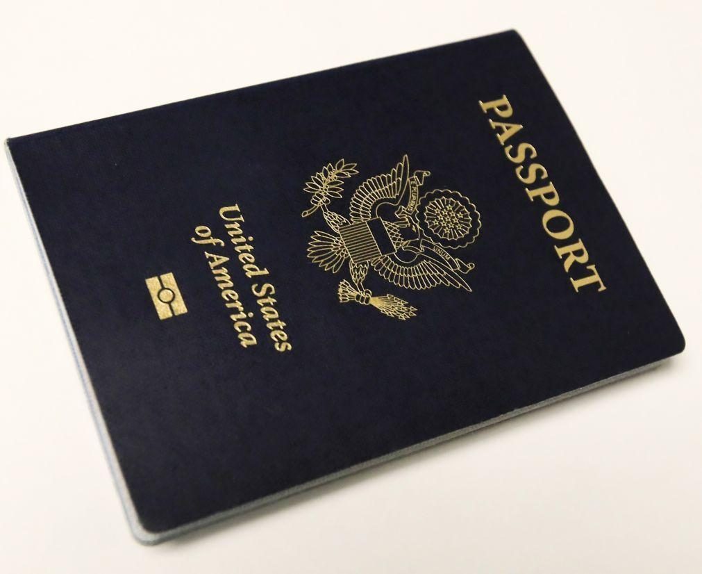 EUA emitem primeiro passaporte com indicação de género 'X'