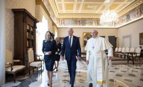 Biden e Papa Francisco conversaram sobre alterações climáticas e migração
