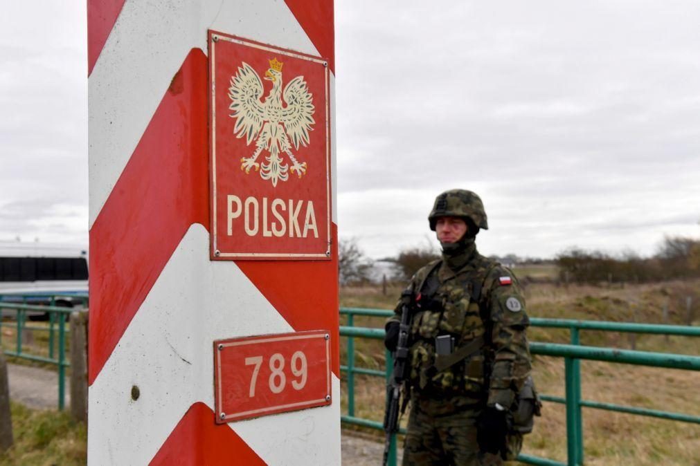 Polónia vai construir muro para travar migrantes na fronteira com Bielorrússia