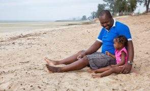 Covid-19: Patrões moçambicanos querem medidas para reabrir praias