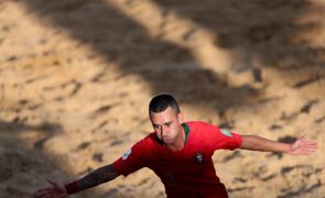 Seleção portuguesa de futebol de praia vence Emirados Árabes Unidos na Taça Intercontinental