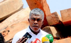 Ativista pede investigação a negócio que envolve amigo de ministro dos Transportes de Angola