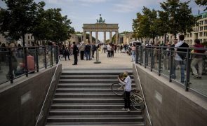 UE/Previsões: Bruxelas revê em baixa crescimento da Alemanha em 2021