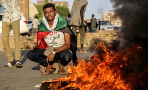 Manifestações no Sudão contra golpe militar