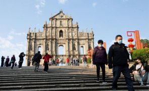 Macau aponta vacinação e turismo como áreas-chave para recuperação económica em 2022
