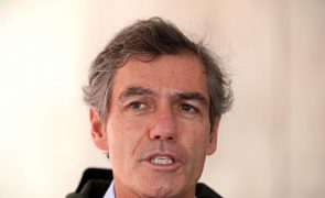 Noronha Lopes extingue grupo para rever estatutos do Benfica e saúda direção