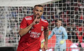 Benfica vence Paços de Ferreira e avança para os 'oitavos' da Taça de Portugal
