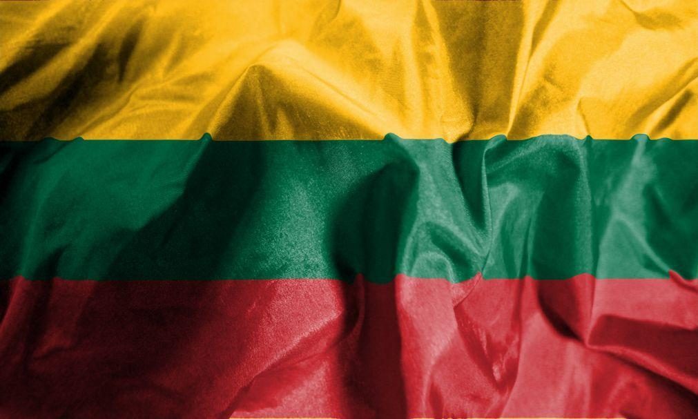 Lituânia lamenta decisão da China de reduzir relações diplomáticas