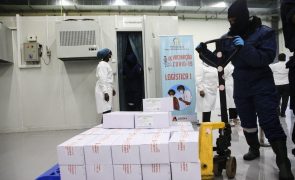 Covid-19: Portugal doa hoje a Angola 200 mil doses de vacina AstraZeneca