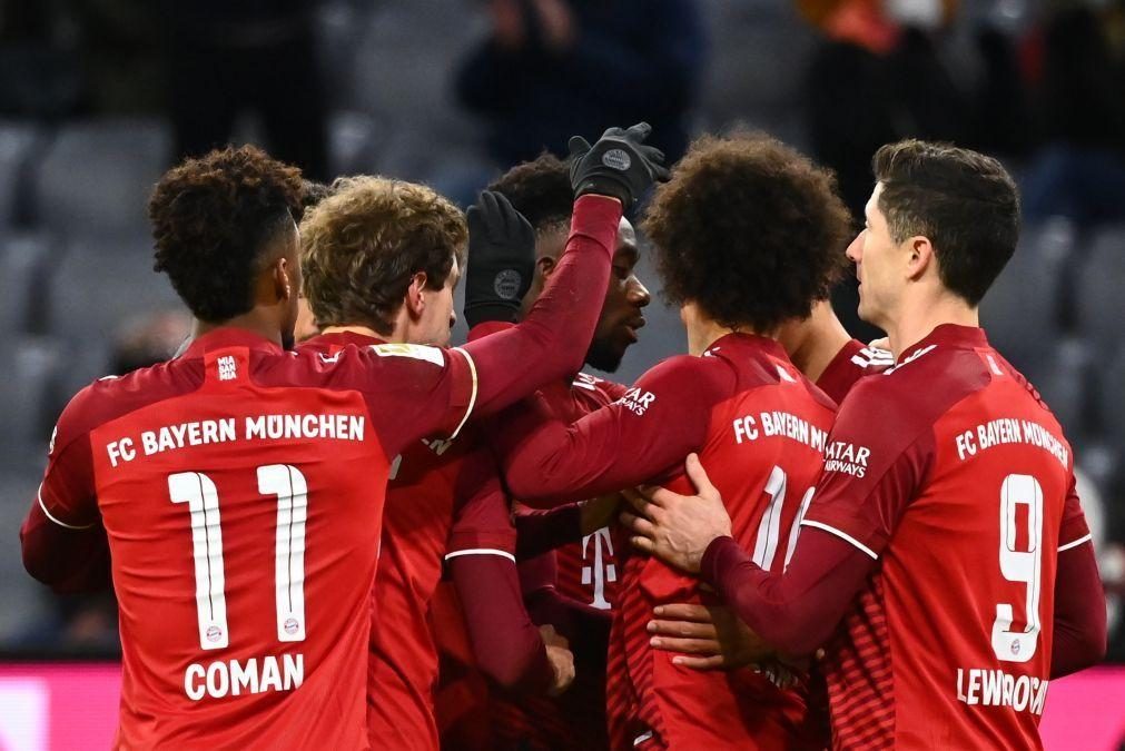 Bayern mantém liderança da Bundesliga com triunfo 'magro' e novo recorde