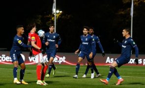Benfica vence o Belenenses SAD por 7-0 em jogo só 48 minutos