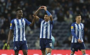 FC Porto vence Guimarães e segue na liderança com Sporting