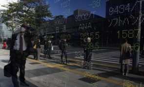 Bolsa de Tóquio abre a ganhar 0,54%