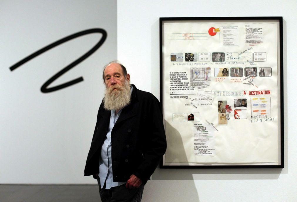 Morreu o artista Lawrence Weiner, uma das figuras centrais da arte conceptual