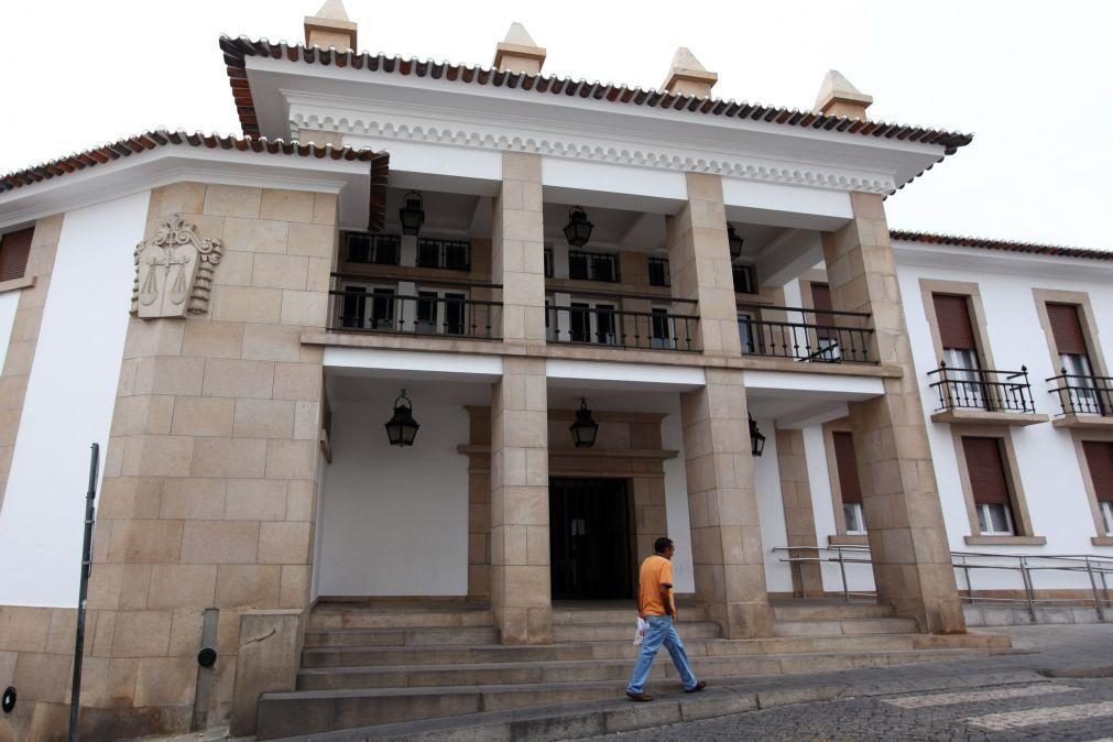 Homem acusado do homicídio de agente da PSP em Évora conhece hoje sentença