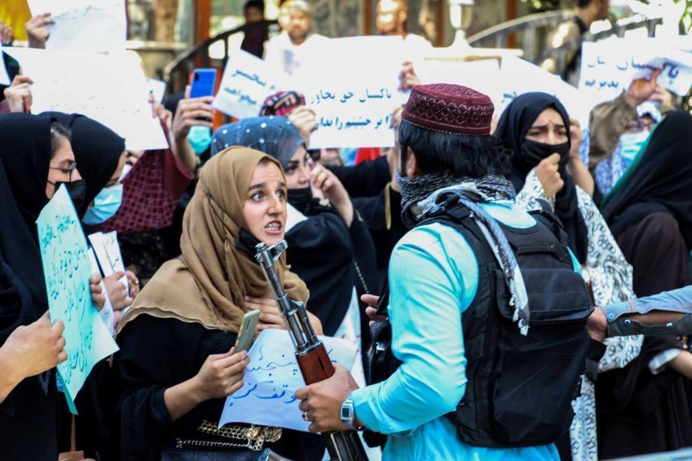 Ativistas prometem continuar a lutar pelos direitos das mulheres no Afeganistão