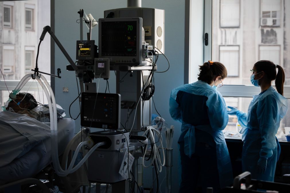 Enfermeiros do Porto trabalharam mais de 500 mil horas extra em 2021