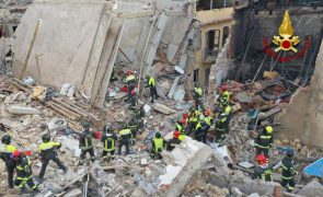 Quatro mortos e cinco desaparecidos em colapso de edifício na Sicília