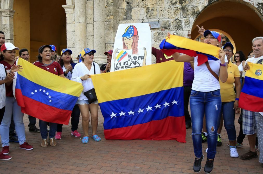 Brasil lamenta eleições de domingo na Venezuela e fala em rutura da ordem constitucional