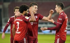 Bayern Munique goleia em Estugarda e alarga fosso no comando da Liga alemã