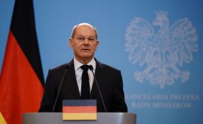 Novo chanceler alemão promete trabalhar por Europa, multilateralismo e progresso
