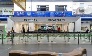 Covid-19: Passageiros dos Açores têm que preencher formulário antes de viajar para o continente