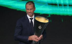 LC: Presidente da UEFA pede desculpa por 