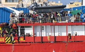 Migrações: Mais de 220 migrantes socorridos no Mediterrâneo pela ONG Sea-Eye
