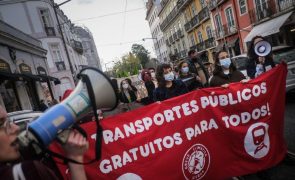 Jovens exigem em Lisboa reforço e gratuitidade de transportes públicos