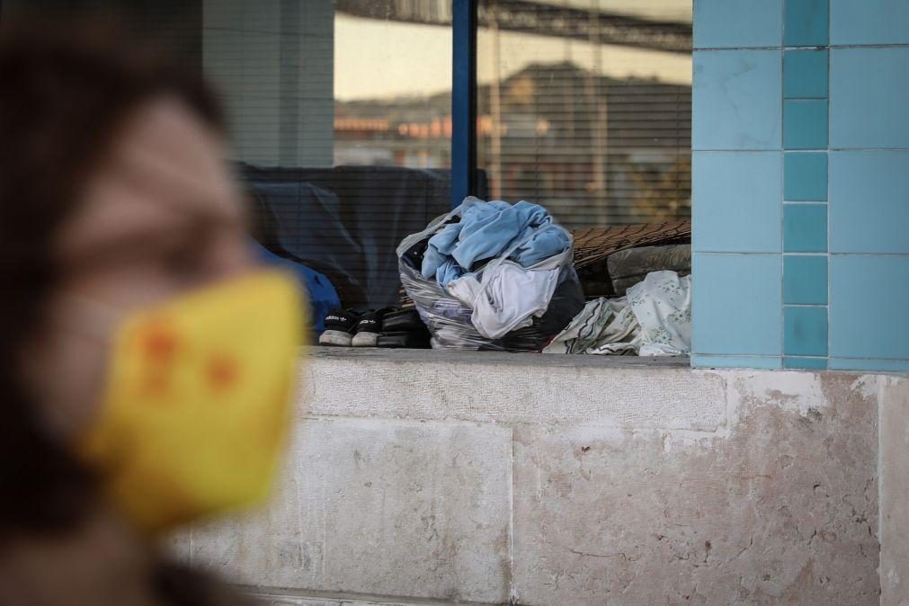 Covid-19: Lisboa fecha dois centros para sem-abrigo por falta de condições
