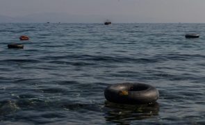 Nove pescadores em isolamento em barco após três casos de covid-19