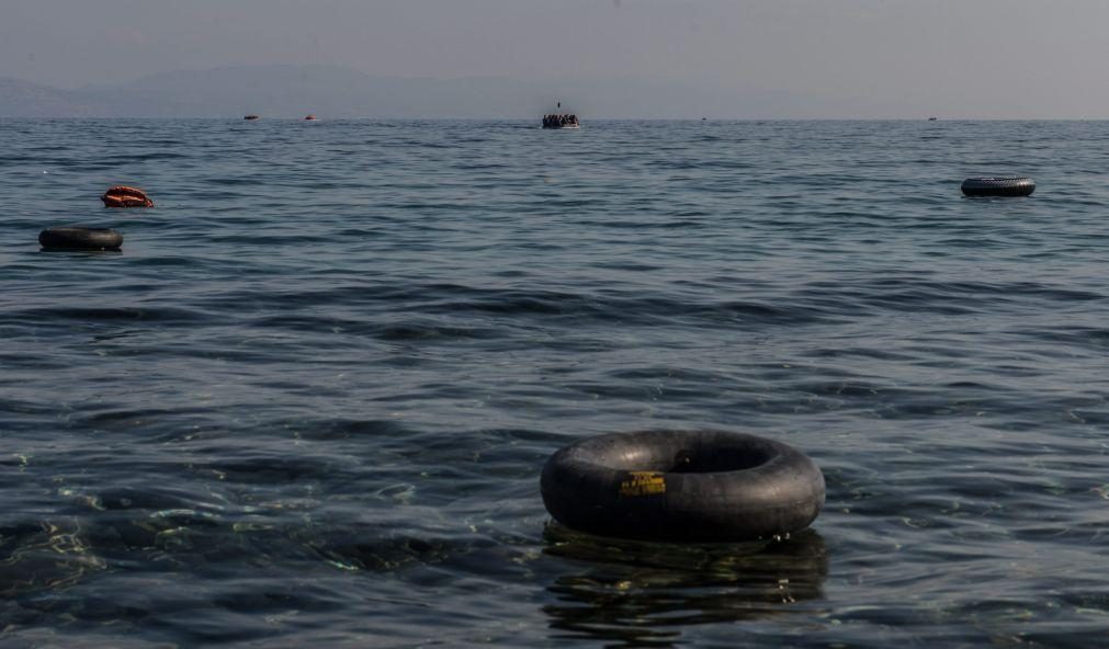 Nove pescadores em isolamento em barco após três casos de covid-19