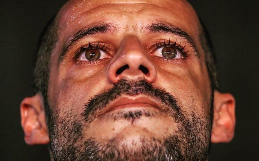 Madjer chora morte do pai: