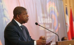 Presidente angolano perspetiva bom ano de crescimento económico em 2022 se baixar incidência da covid-19