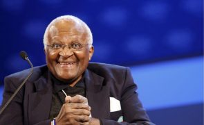 Desmond Tutu: PR diz que arcebispo foi 
