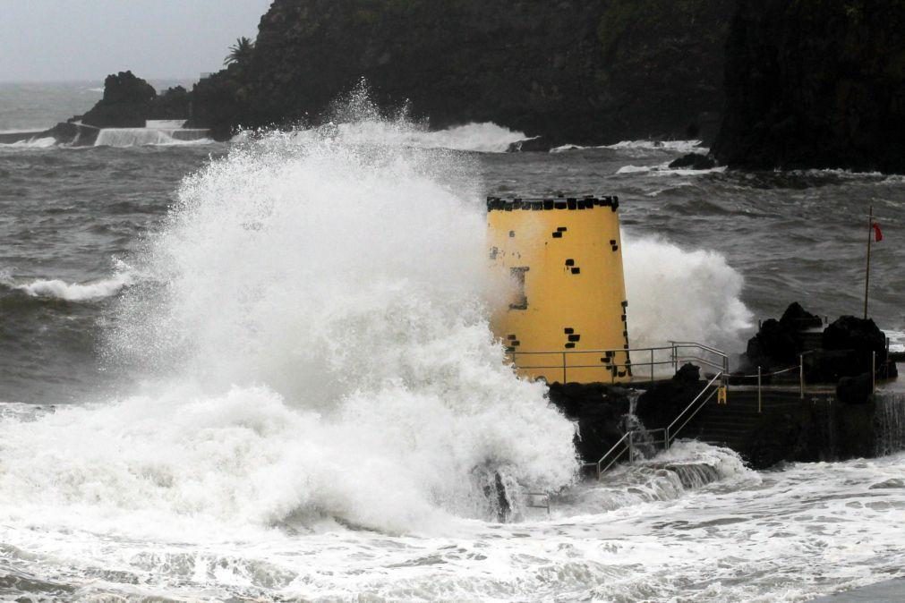 Cancelado aviso de agitação marítima forte na orla costeira da Madeira